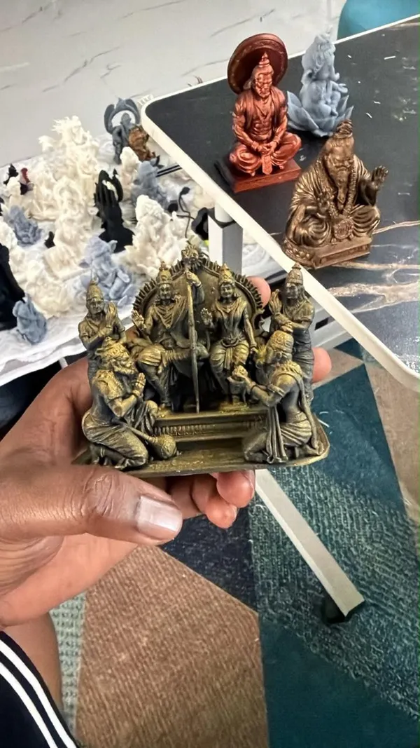 Shiva_Parvati_Resin_Decorative_Idol_Golden_Black