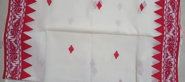 White_Geometric_Border_Saree_for_Women