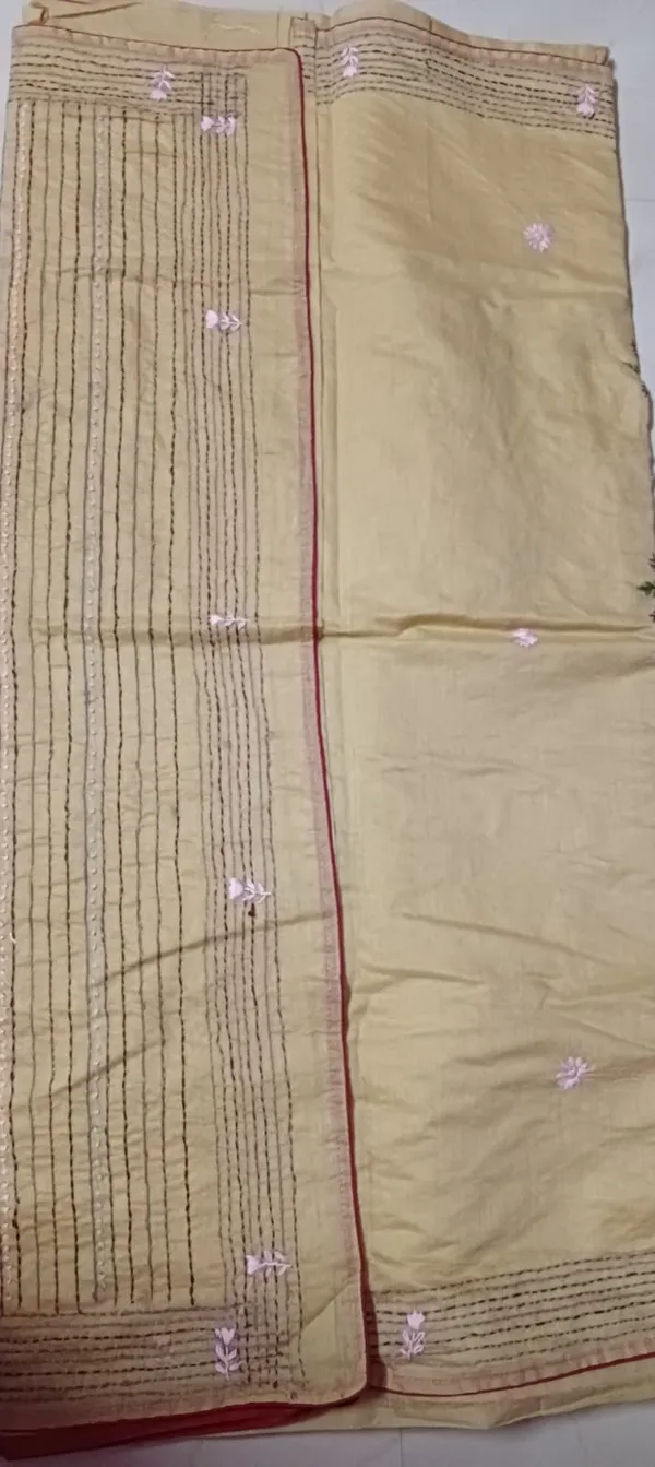Beige_Floral_Embroidered_Saree_for_Women
