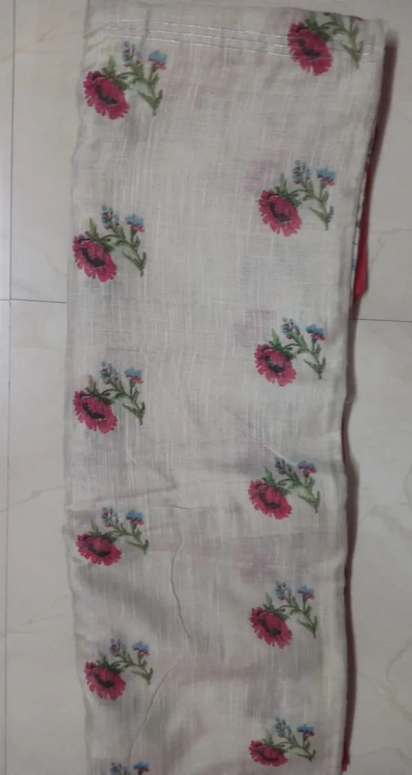 White_Floral_Pattern_saree_for_Women