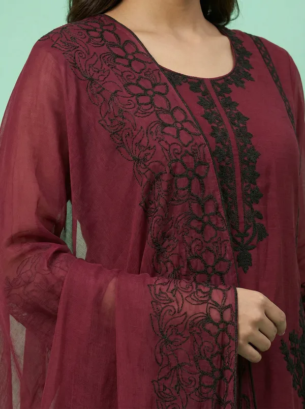 Maroon_Embroidered_Straight_Kurta_Set_for_Women