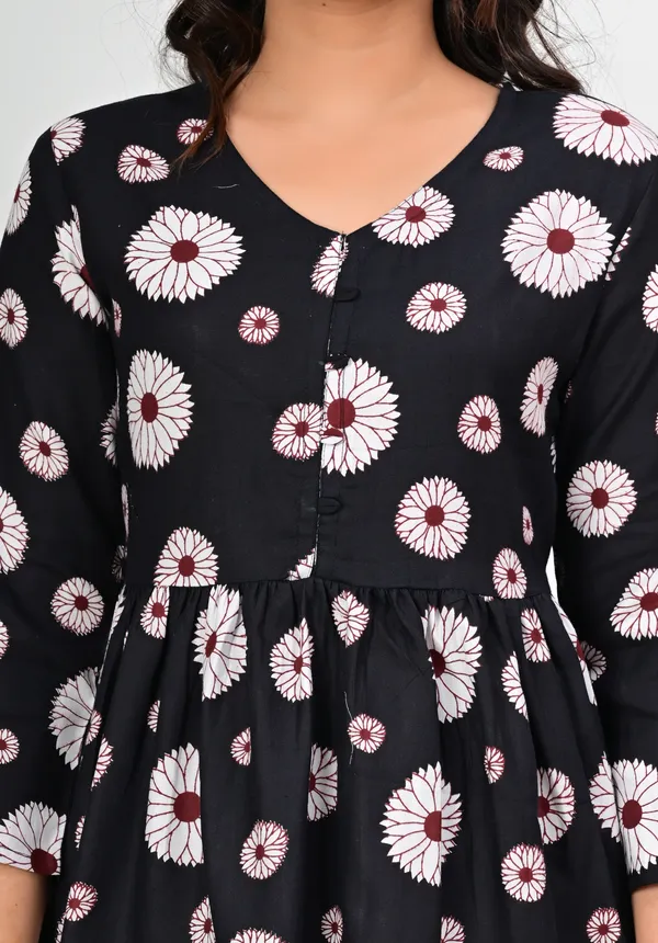 Black_Floral_Print_A-Line_Tunic_for_Women
