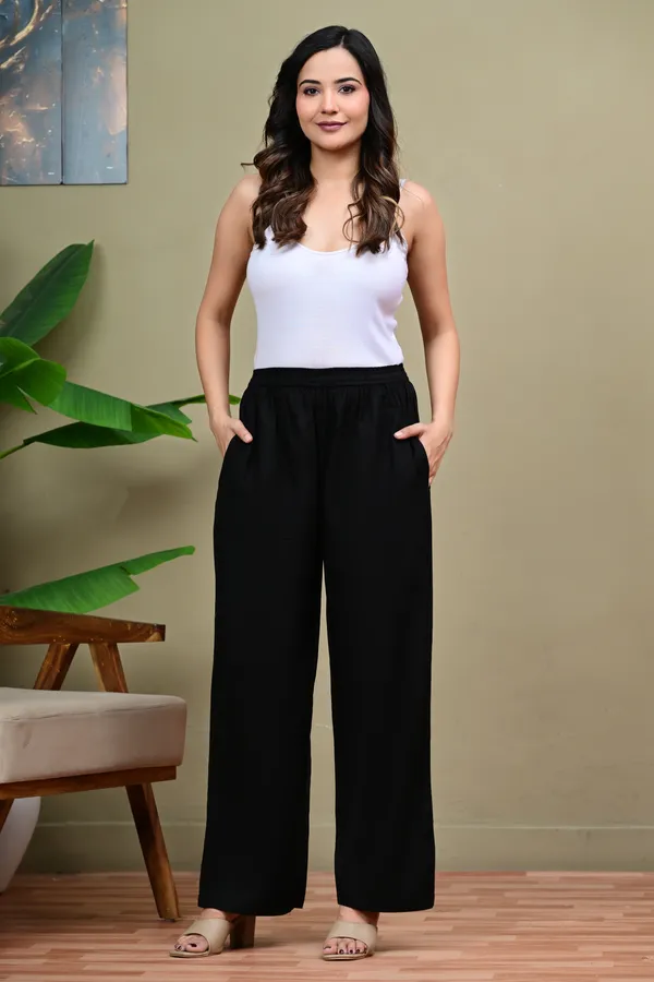 Black_Straight_Fit_Trousers_for_Women