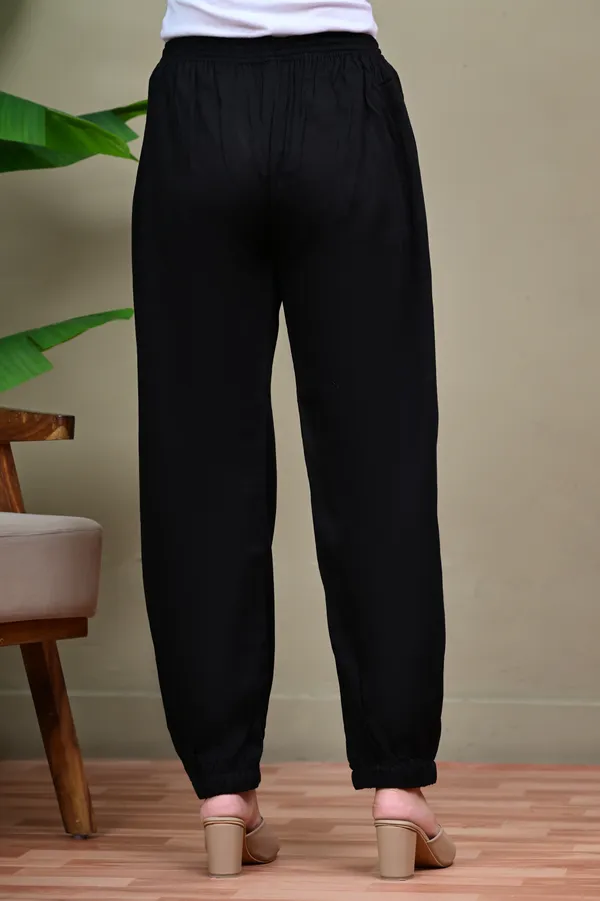 Black_Relaxed_Fit_Trousers_for_Women