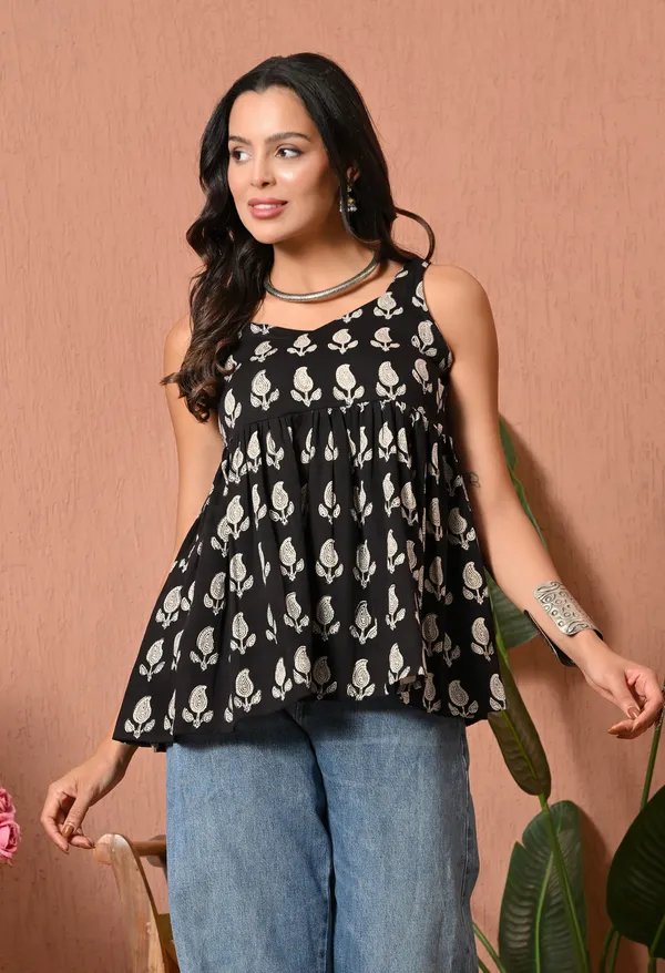 Black_Printed_Flared_Top_for_Women