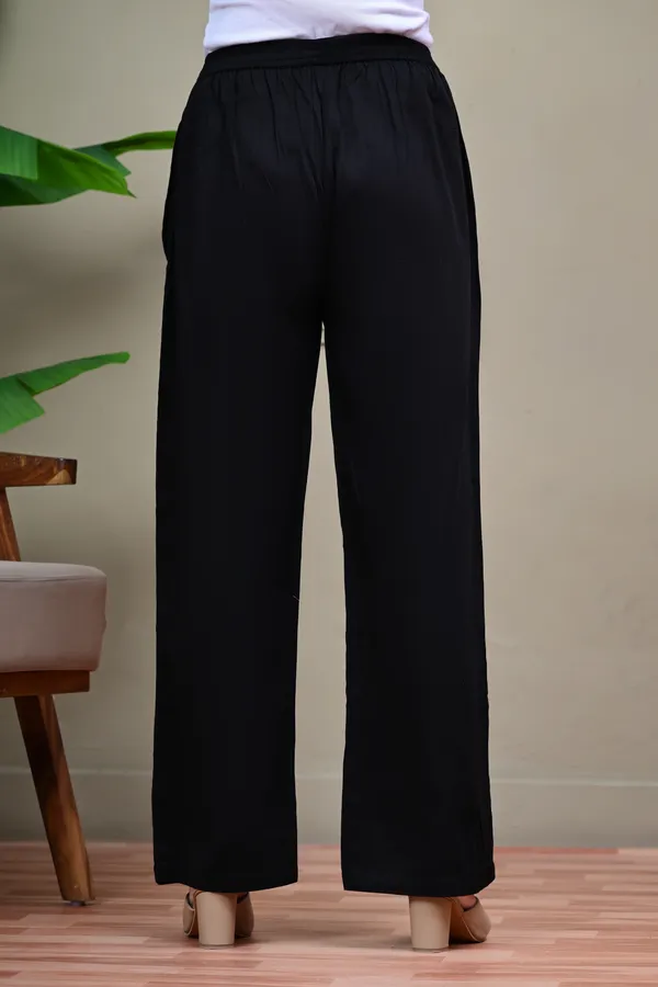 Black_Straight_Fit_Trousers_for_Women