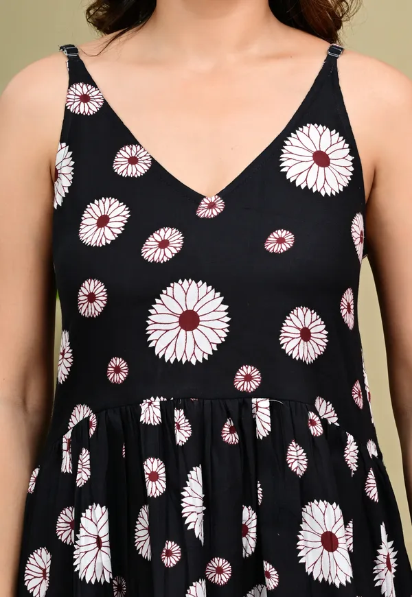 Black_Floral_A-Line_Top_for_Women