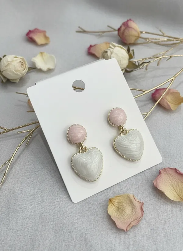 Sweetheart_Marble_Shimmer_Drop_Earrings_Blush_White