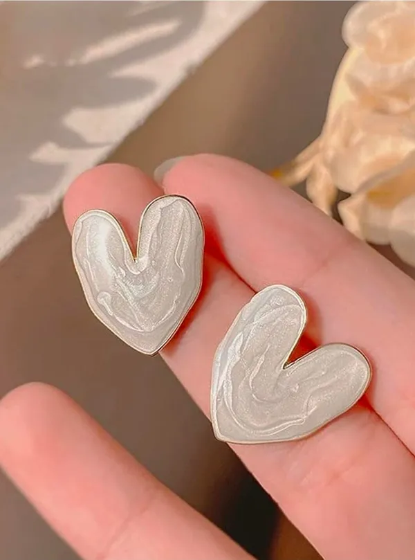 Marble_Enamel_Hearts_Off_White