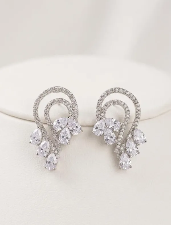 The_Aurora_Marquise_Drop_Earrings_Clear