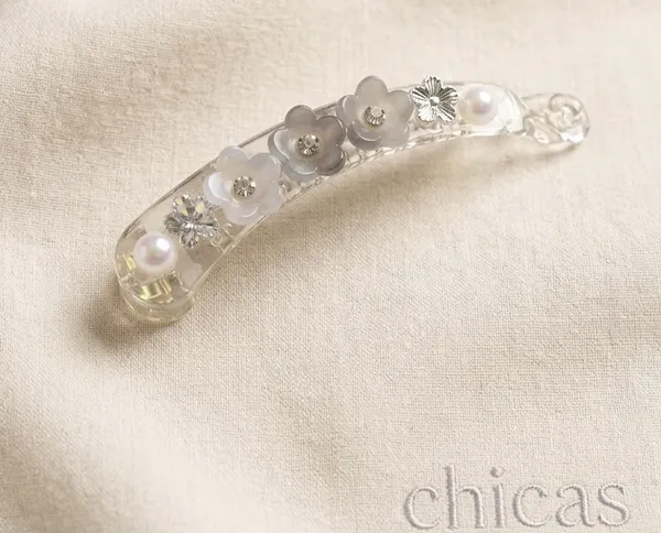 The_Blossom_Pearl_Petite_Banana_Clip_Grey