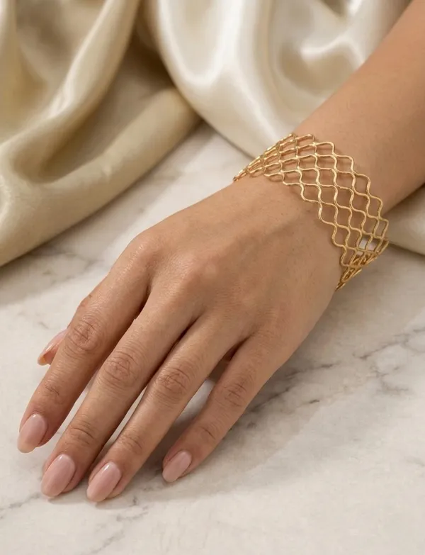 The_Aurelia_Mesh_Cuff_Default_Title