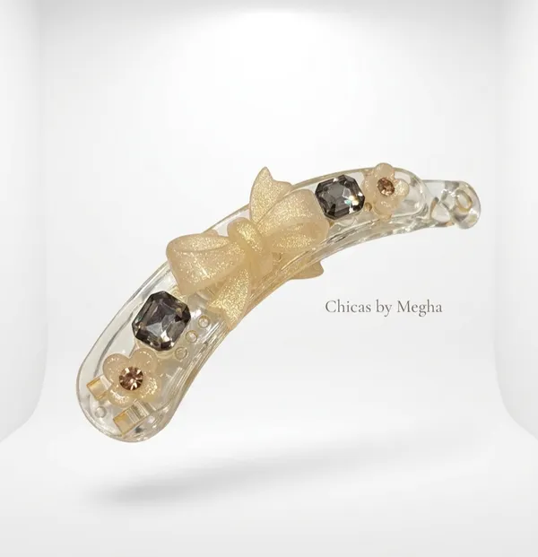 The_Pearl_Glint_Bow_Clip_Golden