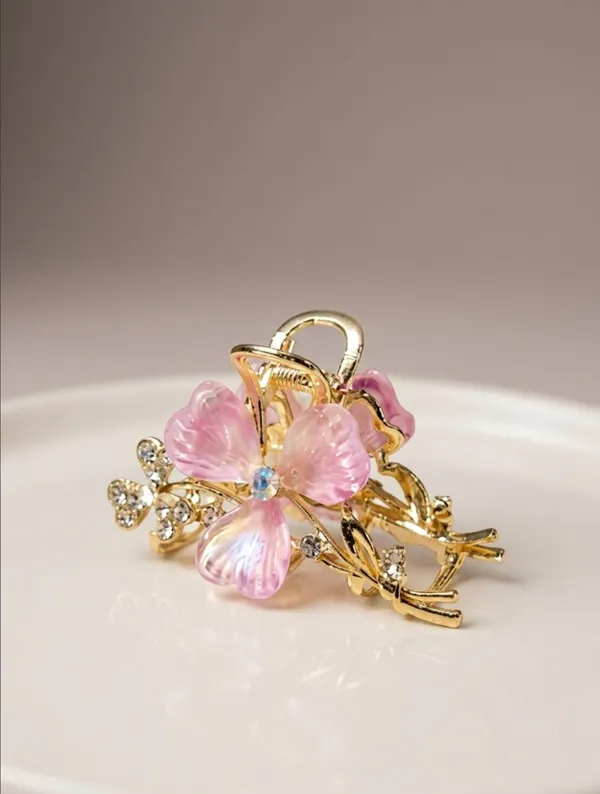 The_Shimmering_Petal_Claw_Clips_Pink