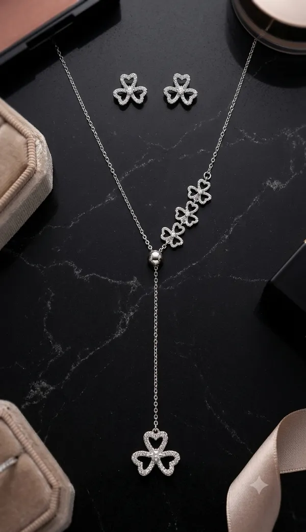 Sparkling_Clover_Y_Necklace_Default_Title