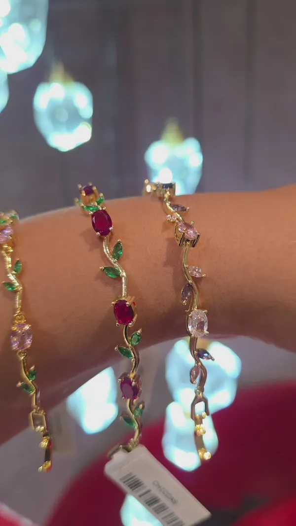 Gold_Alloy_Tulip_Floral_Bracelet_For_Women