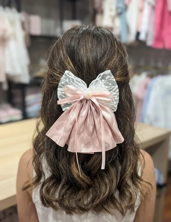 Cream_Stainless_Steel_Heart_Accent_Bow_Hair_Clip_Set_For_Women