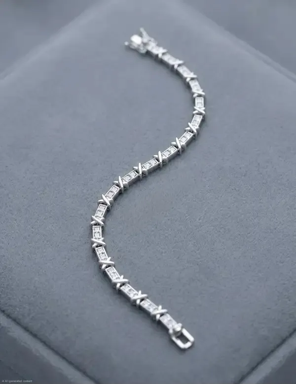 Silver_Alloy_Diamond-Cut_Infinite_Bracelet_For_Women