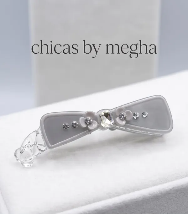 White_Acrylic_Crystal_Bow_Banana_Clip_For_Women