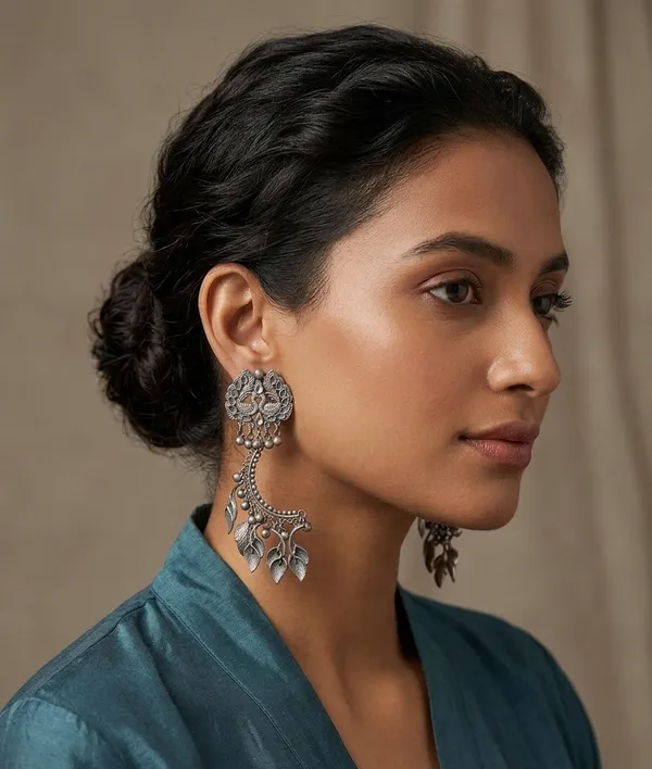 Oxidized_Silver_Alloy_Peacock_Leaf_Dangle_Earrings_For_Women