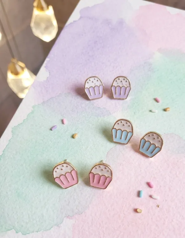 Gold_Enamel_Cupcake_Whimsical_Stud_Earrings_For_Women