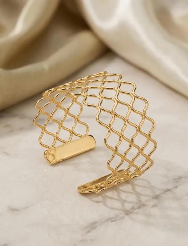 Gold_Mesh_Open-Back_Adjustable_Cuff_Bracelet_For_Women