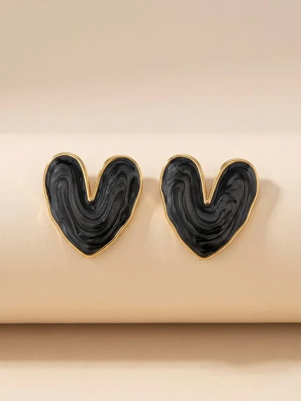 Black_Alloy_Marbled_Enamel_Heart_Stud_Earrings_For_Women