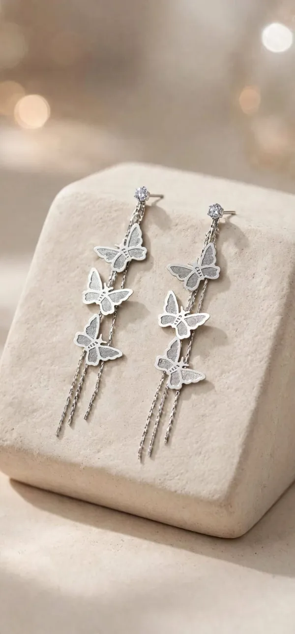 Silver_Butterfly_hanging_Earrings_For_Women