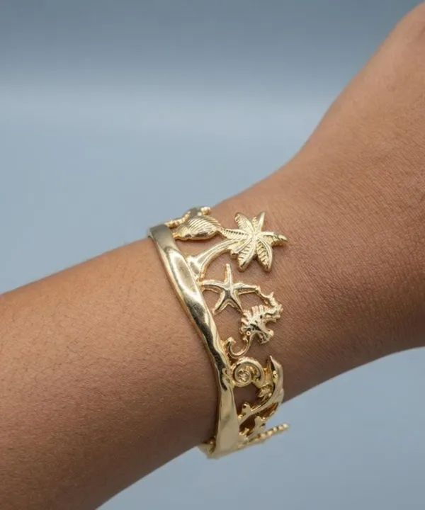 Gold_Alloy_Tropical_Ocean_Motif_Cuff_Bracelet_For_Women