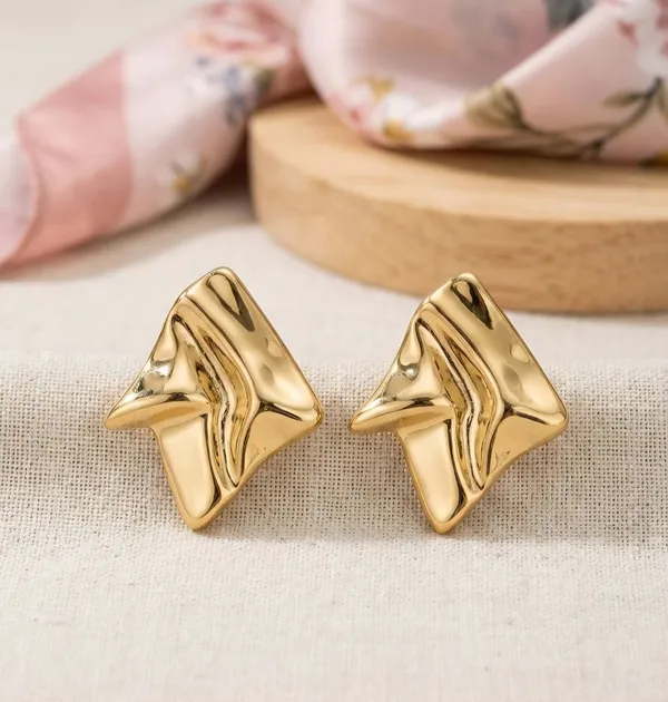 Gold_Alloy_Molten_Abstract_Geometric_Stud_Earrings_For_Women