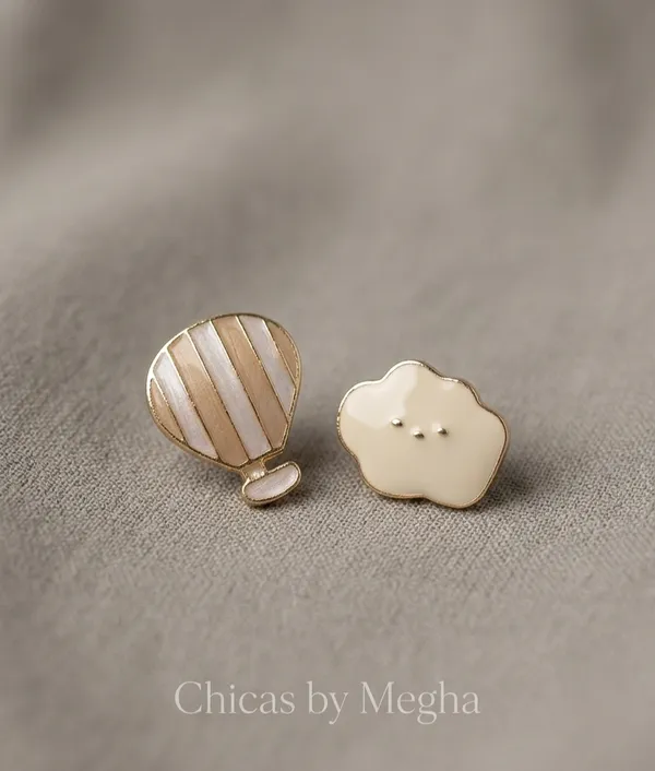 Gold_Alloy_Whimsical_Cloud_Shaped_Stud_Earrings_For_Women