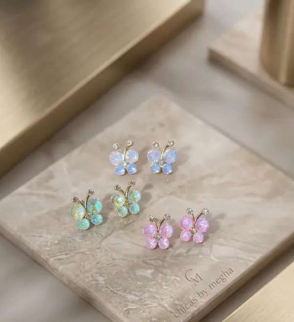 Gold_Rhinestone_Crystal_Flutter_Butterfly_Stud_Earrings_For_Women