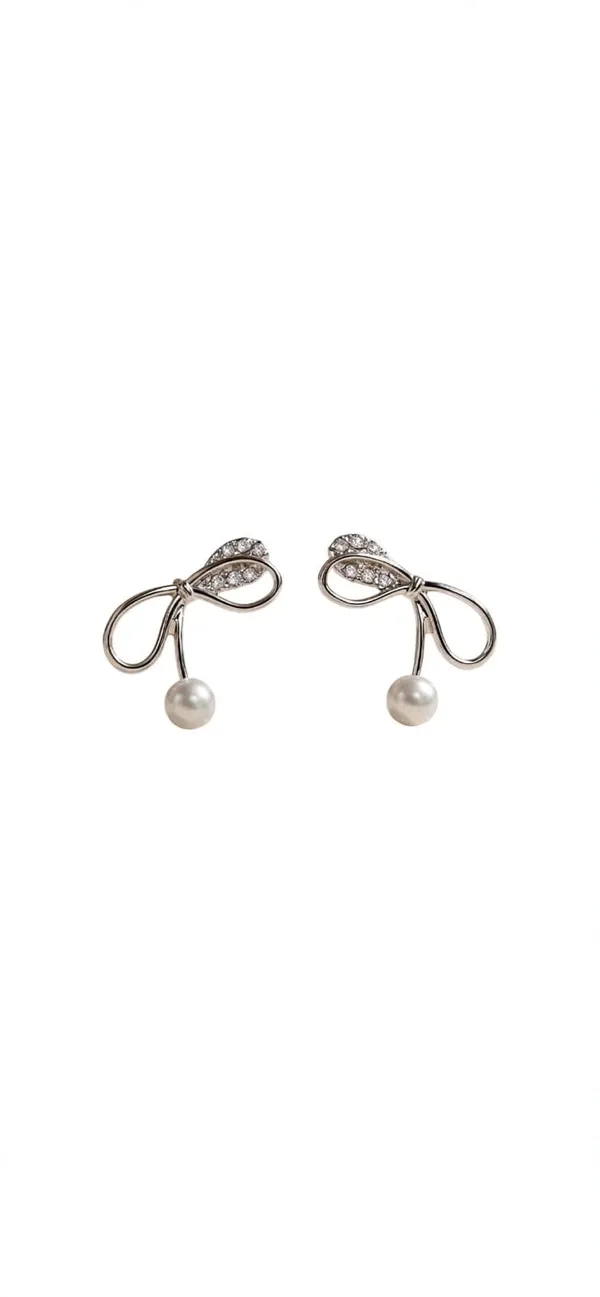 Pearl_white_bow_Stud_Earrings_For_Women