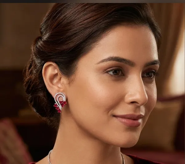 Gold_Cubic_Zirconia_Marquise_Drop_Earrings_For_Women