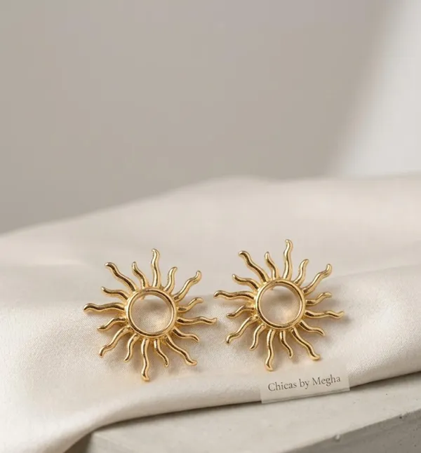 Gold_Alloy_Sun_Flare_Stud_Earrings_For_Women
