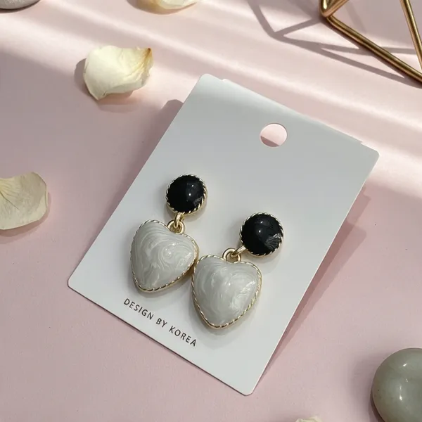 White_And_Black_Stainless_Steel_Sweetheart_Marble_Shimmer_Drop_Earrings_For_Women