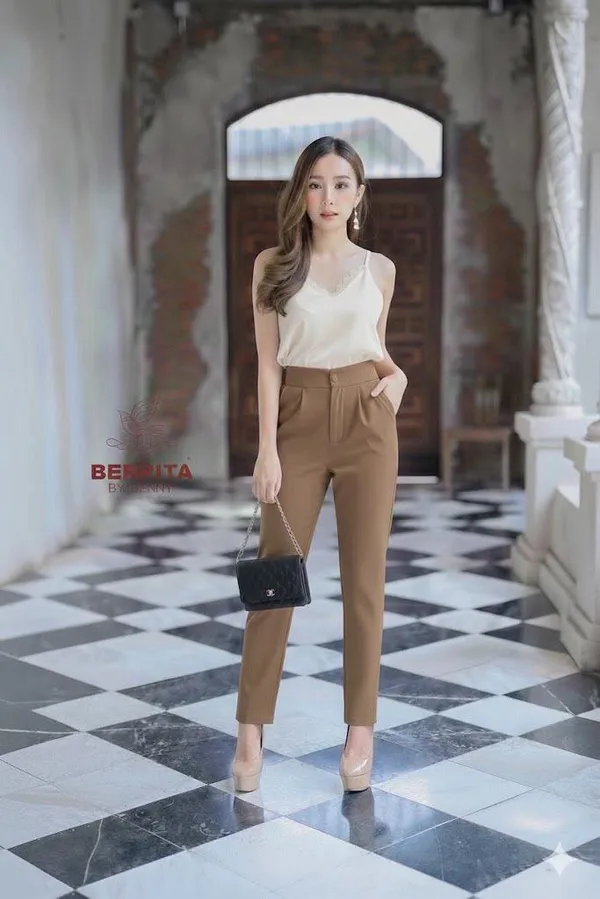 Brown_Textile_Crepe_Formal_Trouser_For_Women
