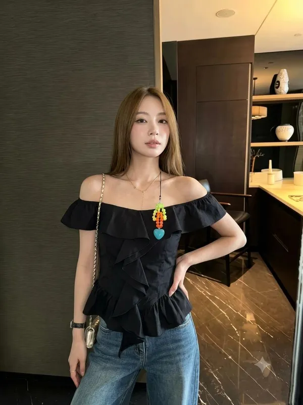 Black_Cotton_Blend_Top_For_Women