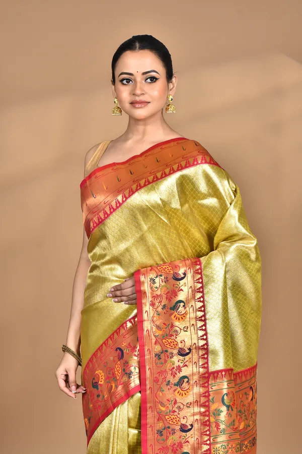 Women_Desgin_Banarasi_Silk_Saree