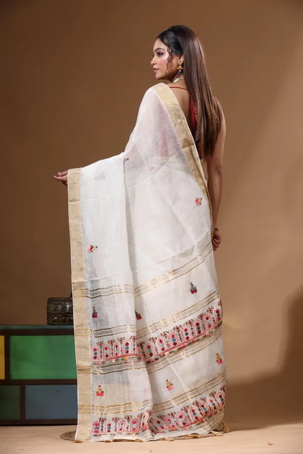 OFF-WHITE_PURE_LINEN_with_KANTHA_WORK_Saree_with_Blouse_Piece