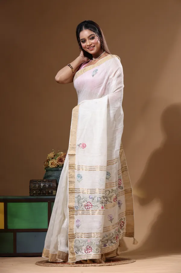 OFF-WHITE_SILK_LINEN_with_KANTHA_WORK_Saree_with_Blouse_Piece