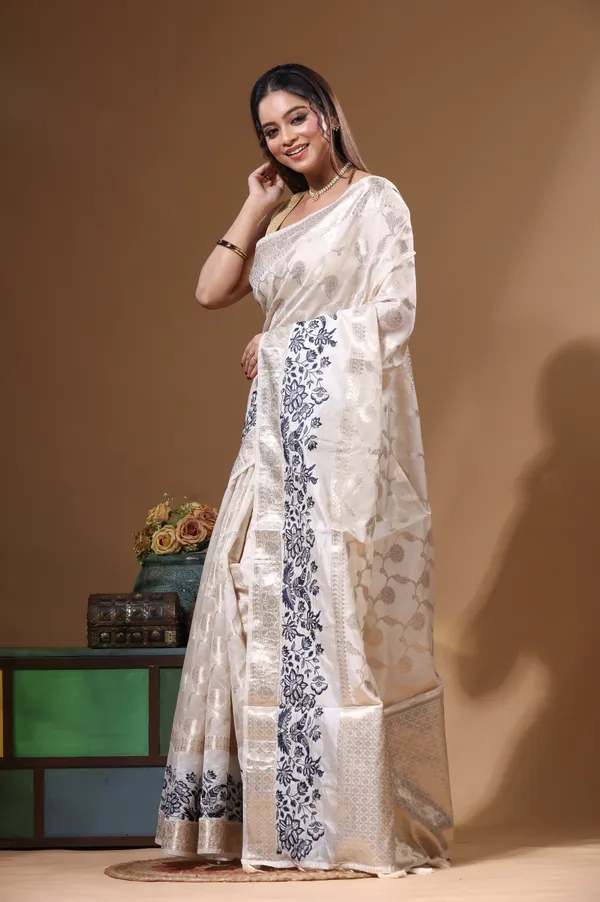 OFF-WHITE_BANARASI_SILK_(JACQUARD)_with__EMBROIDERY_Saree_with_Blouse_Piece