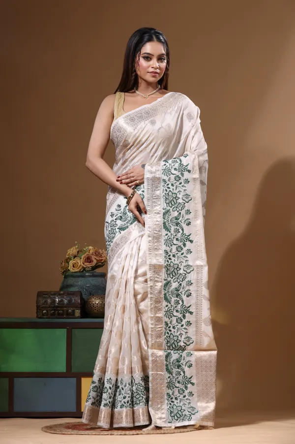 OFF-WHITE_BANARASI_SILK_(JACQUARD)_with_COMPUTER_EMBROIDERY_Saree_with_Blouse_Piece