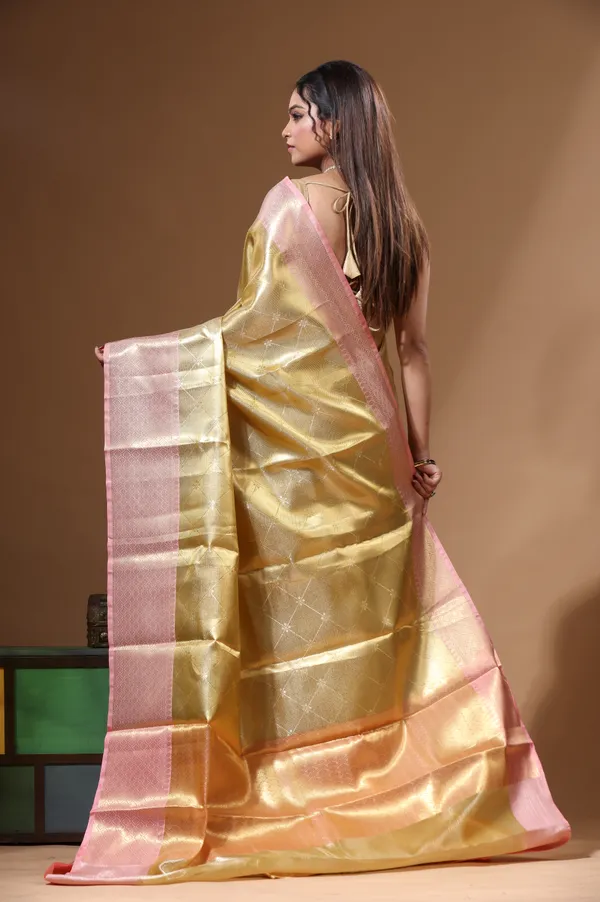 YELLOW_KAANJIVARAM_SILK_Saree_with_Blouse_Piece