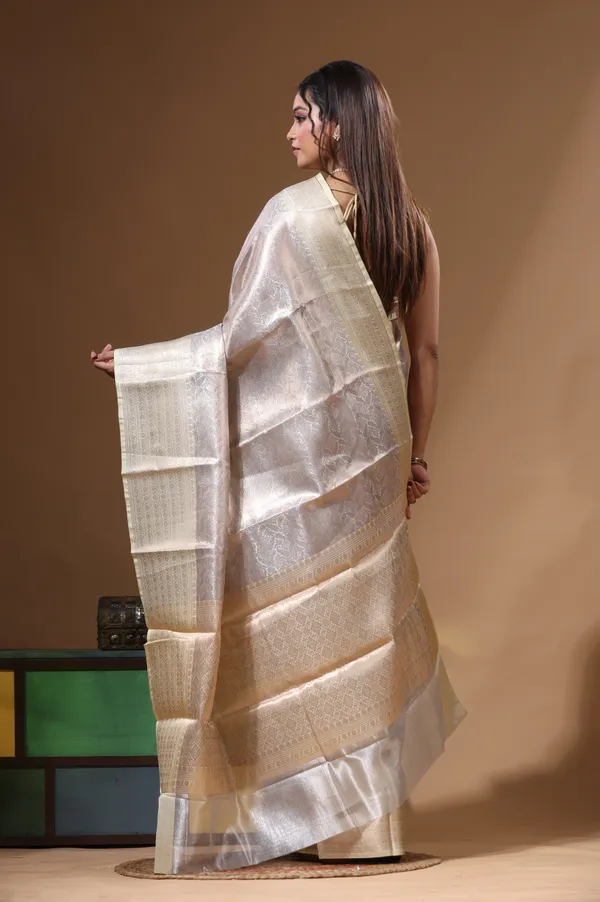 DUSTY_GREY_KAANJIVARAM_SILK_Saree_with_Blouse_Piece