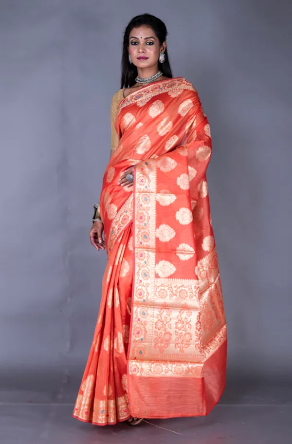 Floral_Woven_Design_Zari_Banarasi_Saree