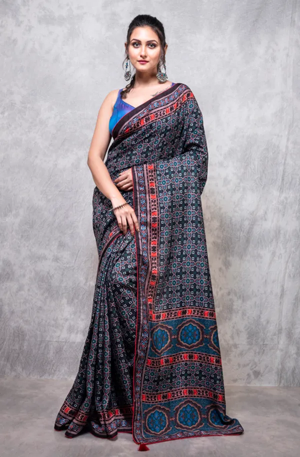 Pure_dola_silk_saree_digital_print