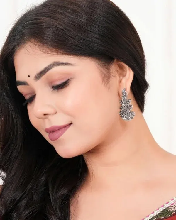 Silver-Tone_Oxidised_Floral_Dangle_Earrings_for_Women