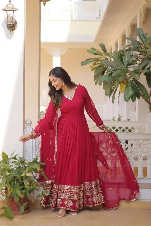Redd__Embroidere_Anarkali_Suit_For_Women