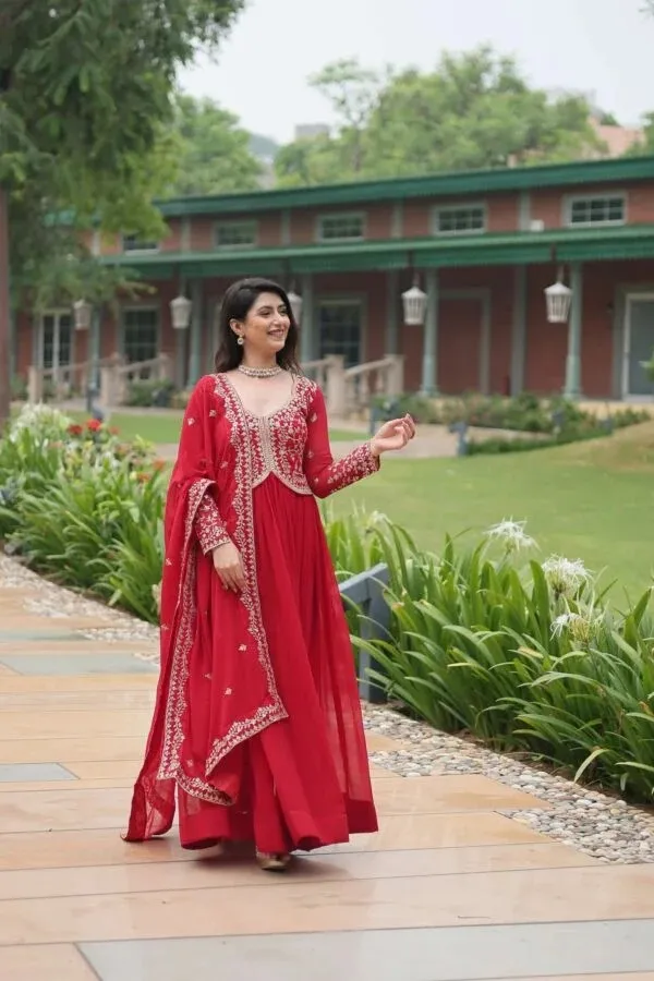 Red_Embroidered_Anarkali_Suit_Set_With_Dupatta_For_Women